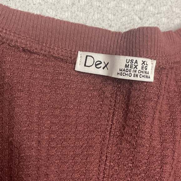 Dex sweater/shirt - Picture 2 of 3